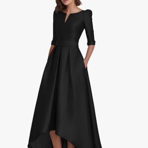 Elegant Black Evening Dress, New and Never worn.